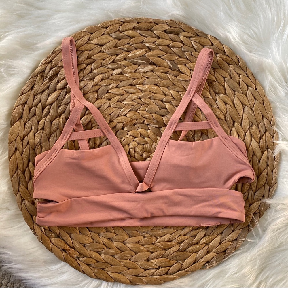 Tavik // Jessi cutout Bikini Top Rose Dawn - Picture 4 of 7